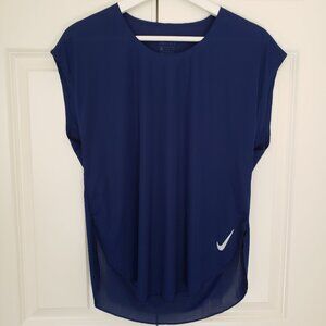 Nike Running Shirt Short Sleeve Womens Medium Blue City Sleek Top Lightweight